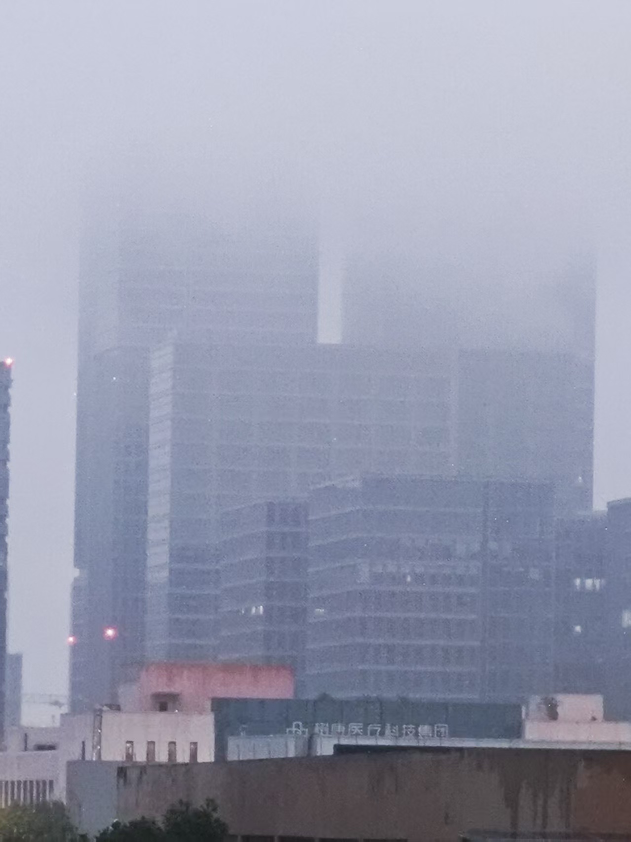 雨夜